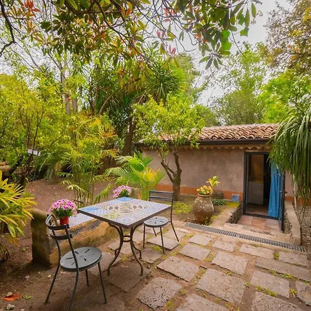 Etna Botanic Garden Apartment Mascalucia Exterior photo