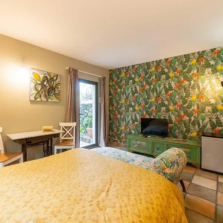 Etna Botanic Garden Apartment Mascalucia Exterior photo