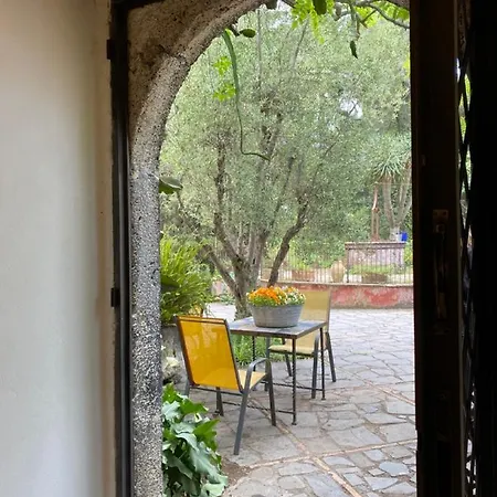 Etna Botanic Garden Apartment Mascalucia Exterior photo